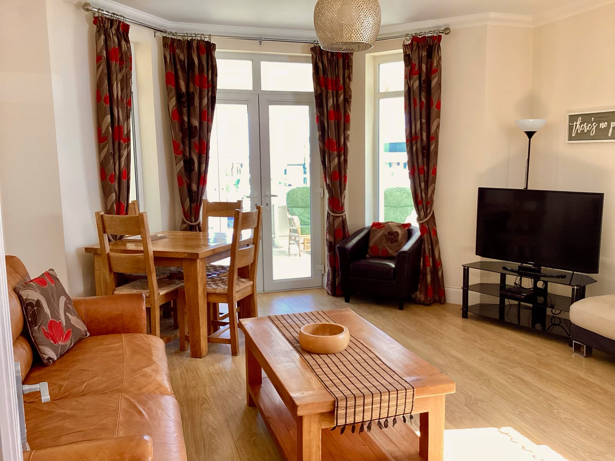 Apartment 2 Thumbnail 2